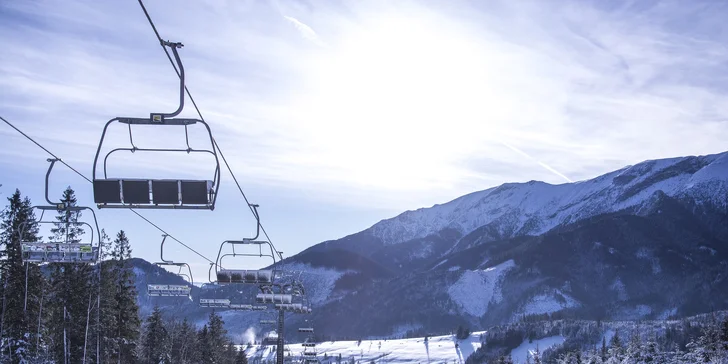 STRACHAN SKI CENTRUM ŽDIAR (4-sedačková lanovka)