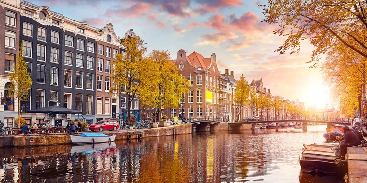 Objevte kouzlo Amsterdamu během jedinečného víkendového zájezdu s CK Vega Tour, který spojuje kulturu, historii a nezapomenutelné zážitky. 