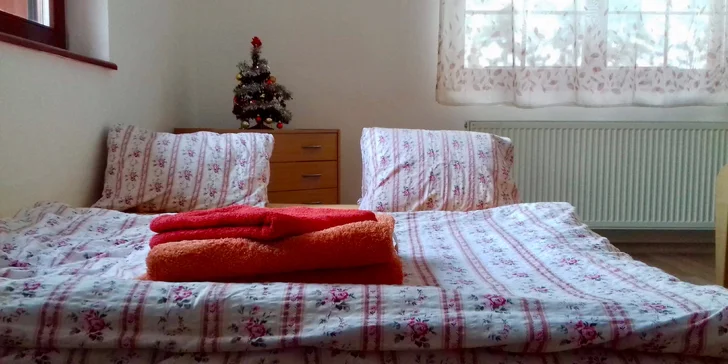 Ubytovaní budete (podle počtu osob) ve dvou-, tří- nebo čtyřlůžkovém pokoji.