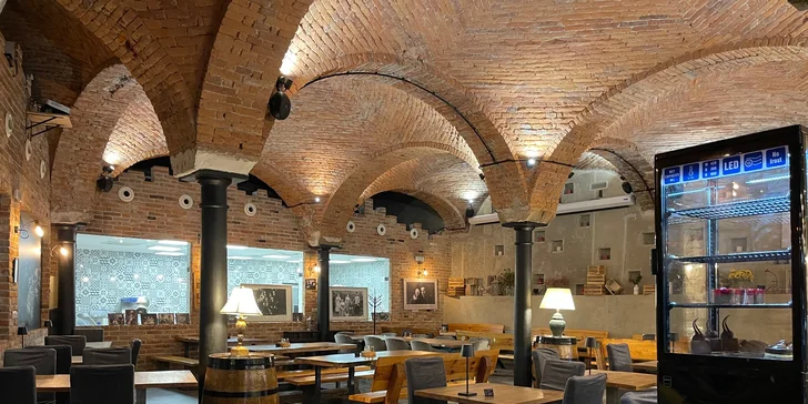 Nově si můžete vychutnat některou ze specialit v restauraci Na humnech.