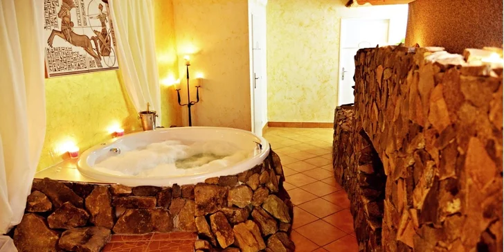Relax pro dva: Privátní vířivka, sekt a vstup do bazénu či sauny
