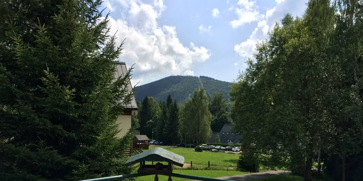 K prameni Labe je to odsud jen 11 km. 