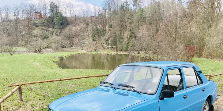 Pokud si chcete tuhle jízdu ještě víc užít a naplánovat si vyjížďku na nějaké pěkné místo, rovnou sáhněte po voucheru s piknikovým košem.