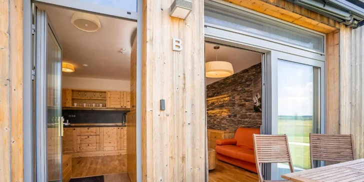 Každý apartmán disponuje vonkajšou terasou