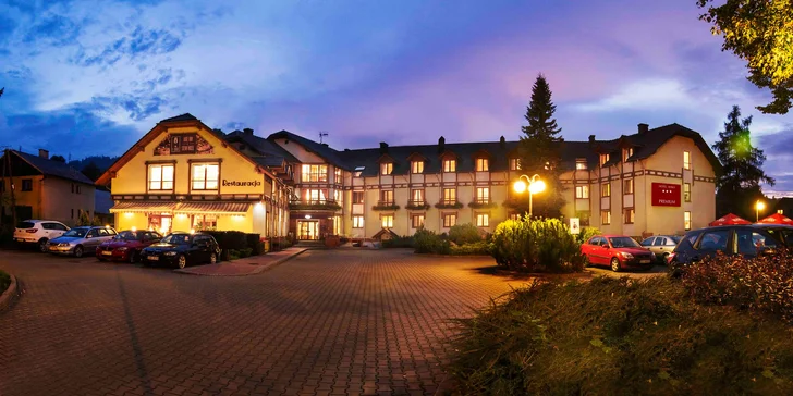 Parkování je pro hosty hotelu bezplatné a nepotřebujete ani rezervaci.