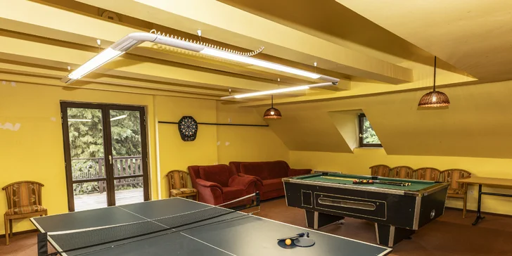 S balíčkom športových aktivít si zahráte plážový volejbal, stolný tenis, biliard aj bedminton.