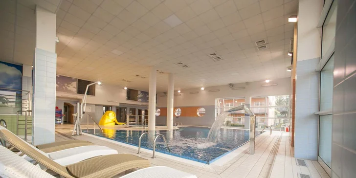 Ve wellness najdete vnitřní vyhřívaný bazén.
