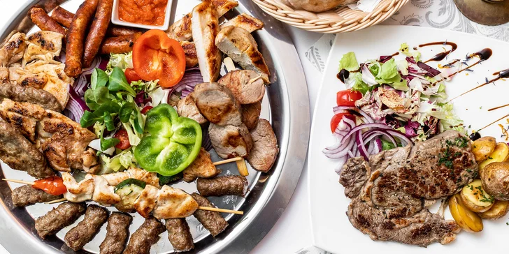Šťavnatý Rib Eye steak alebo Grill mix tanier pre viacero osôb