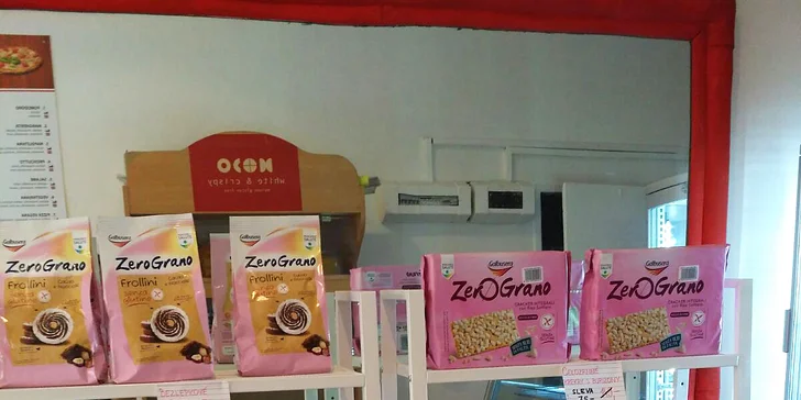 Na místě najdete i širokou nabídku italských gluten free výrobků.