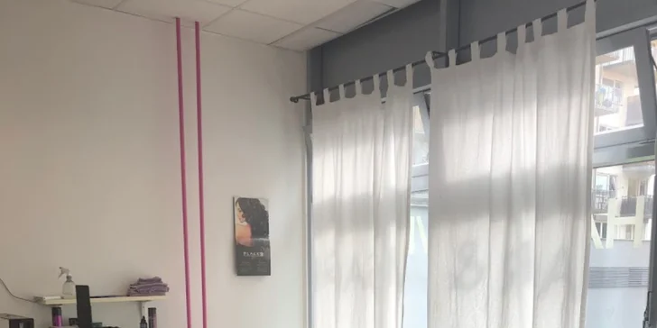 Při návštěvě trvající min. 120 minut máte v ceně také kávu nebo čaj. 