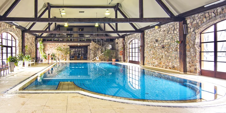 Po celou dobu pobytu můžete neomezeně navštěvovat krásné wellness centrum s 18metrovým bazénem.