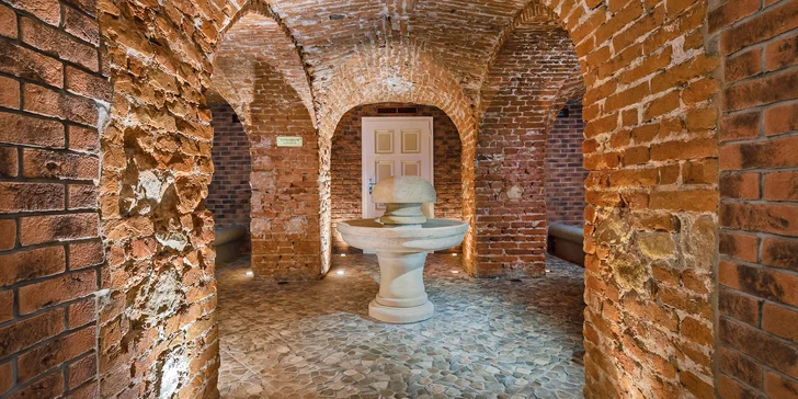 Barokní zámeček sice pochází z roku 1612, ale nabízí opravdu moderní ubytování. Přesvědčte se!