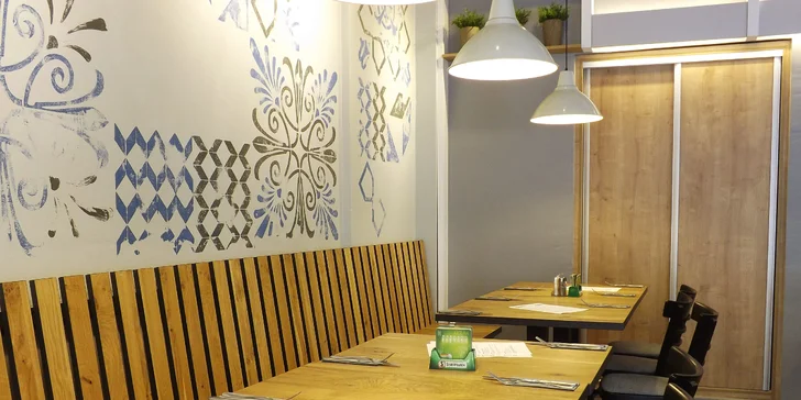 Interiér restaurace La Torreta je čerstvě zrekonstruovaný. 