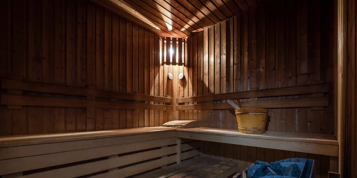 Ve wellness nechybí ani sauna.