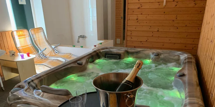 Snadno si tu navíc užijete celé příjemné odpoledne! Součástí komplexu hotelu je i bowling, wellness, bazén, kurt na squash a minigolfové hřiště. 