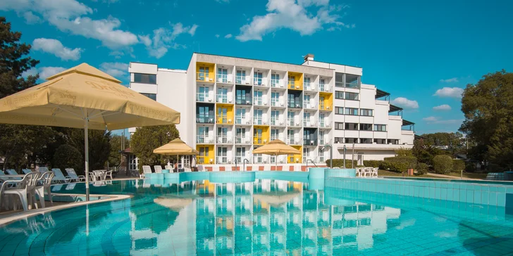 Dokonalý relax v rodinnom hoteli v Maďarsku: neobmedzený wellness, termálne bazény aj polpenzia
