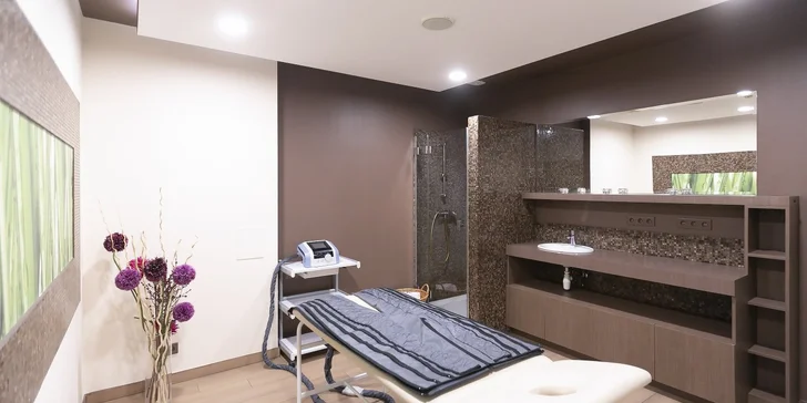 Za příplatek si dopřejte masáž nebo některou ze spa procedur. 