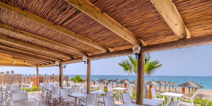 All inclusive zajistí spoustu jídla a pití po celý den. 