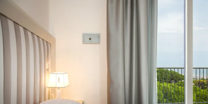 Ubytujete se v klimatizovaných pokojích Classic nebo Superior. 