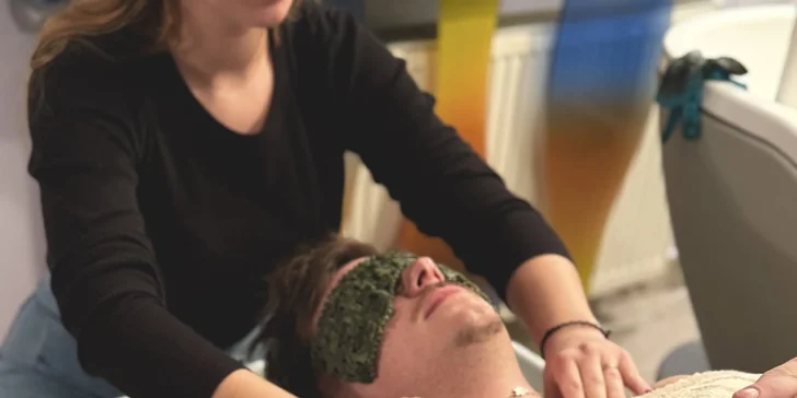 Celá ponuka Head Spa ošetrení je navrhnutá tak, aby bola rovnako vhodná pre dámy aj pre pánov.