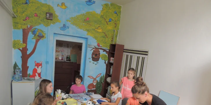 Zdejší lektoři jsou studenti Akademie výtvarných umění. 