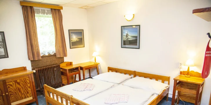 V horském hotelu Flora si pro vás připravili útulné pokoje.