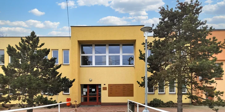 Tento moderní přístup podpoří hydrataci, lifting, regeneraci nebo detoxikaci přesně podle vašich potřeb.