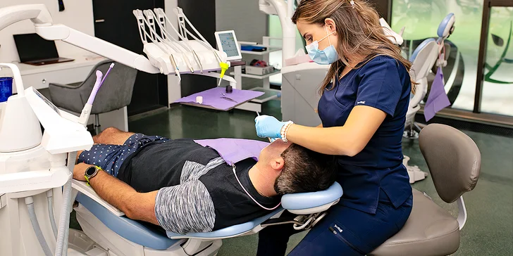 Komplexné vyšetrenie chrupu a dentálna hygiena v PUREDENT Košice