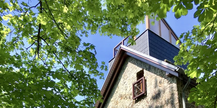 Jedna možnosť zahŕňa vstup na minigolf v športovom areáli vo Vendryni (9 km).
