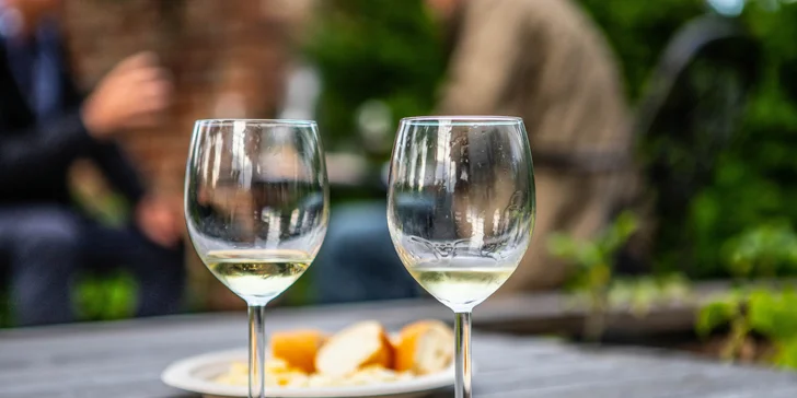 Čaká vás aj ochutnávka rakúskeho vína Weingut Liegenfeld