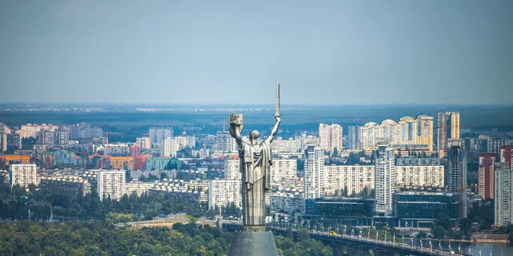 V ceně zájezdu máte dopravu vlakem, ubytování, služby místního česky mluvící průvodce a podle zvolené varianty i prohlídku (vč. dopravy) černobylské oblasti.