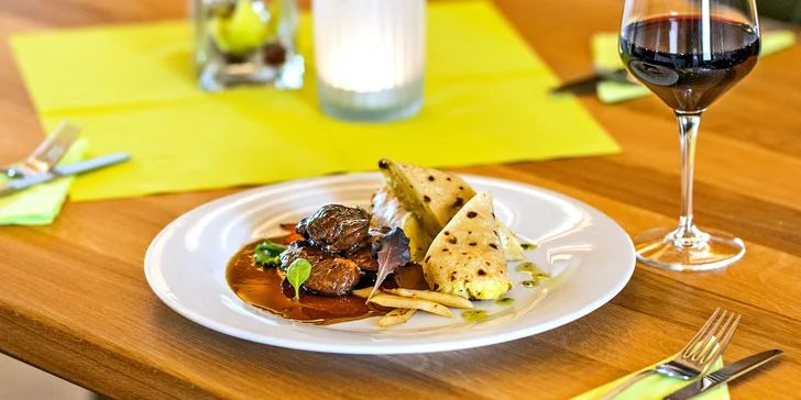 V reštaurácii Gourmet vás v rámci jedného z variantov čaká trojchodové večerné menu.
