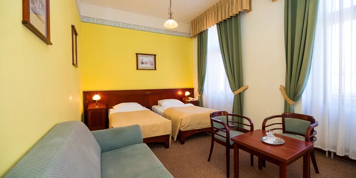 Grandhotel Garni**** se nachází pár kroků od Masarykova náměstí.