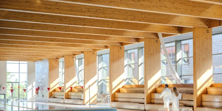 ... a neomezenou relaxaci ve wellness centru s koupalištěm. 