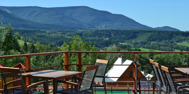 Těšte se na relax, výlety, hraní a spoustu další zábavy – děti si určitě užijí velikonoční nadílku, hledání zajíčka a další program, který je tu pro ně připravený.