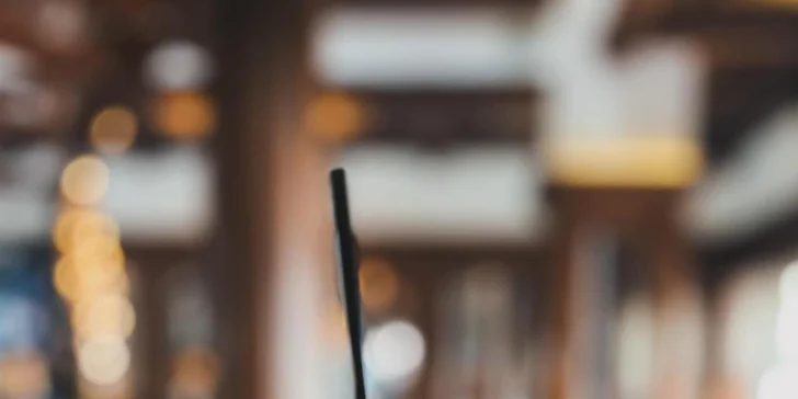 Vouchery lze uplatnit i na obědové menu, míchané drinky i nealko nápoje. 