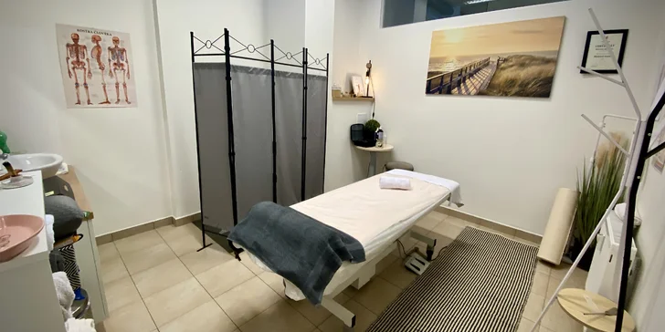 Při masáži dochází k nabourávání tukové tkáně v podkoží, což vede k vyšší tvorbě kolagenu a elastinu. 