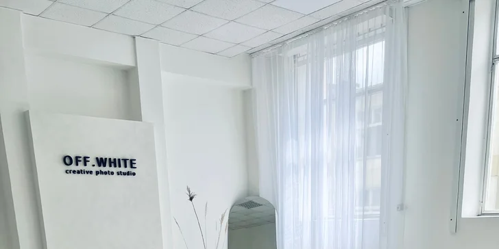 Chcete se před objektivem cítit opravdu přirozeně a zároveň sebevědomě?