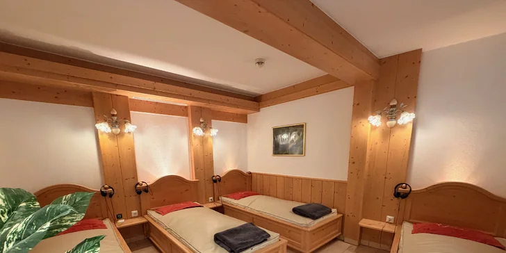 Oddych zavŕšite v bublinkách vírivky alebo v jednej z 3 relaxačných miestností s čajovým barom.