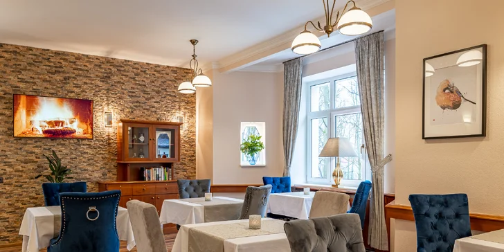 4chodová večeře se podává v Hotelu Silva v restauraci Tilia. 