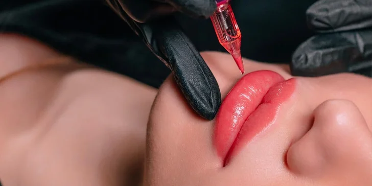 Permanentný make-up obočia alebo pier s korekciou v cene: COMBO BROWS, Lip blush, Full lips