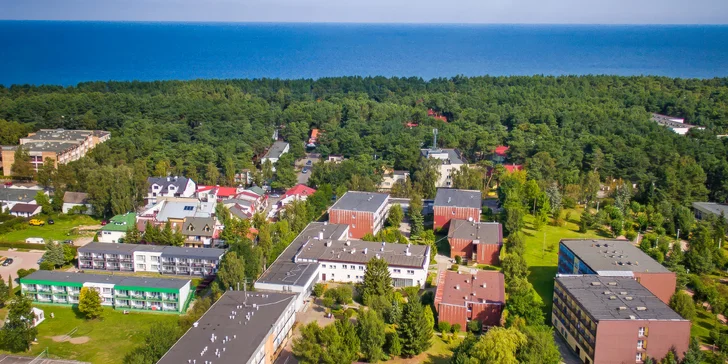 Vaším útočištěm se stane moderní rekreační komplex Osrodek Opole v Dźwirzynu.