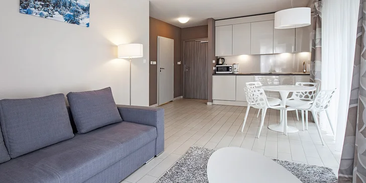Apartmány nabídnou navíc vybavenou kuchyňku, větší mají oddělenou ložnici.