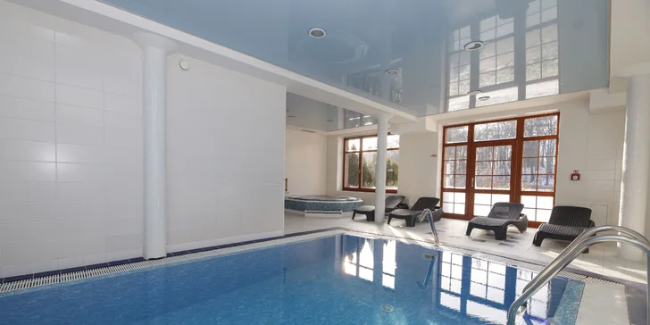  Do wellness můžete kdykoli od 8:00 do 19:00, v pozdějších hodinách si ho můžete za příplatek pronajmout jako privátní zónu. 