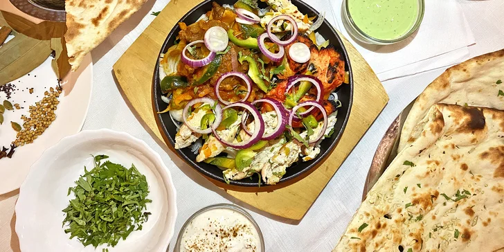 Exotika na talíři: tandoori mix talíř se 450 g masa vč. příloh a omáčky