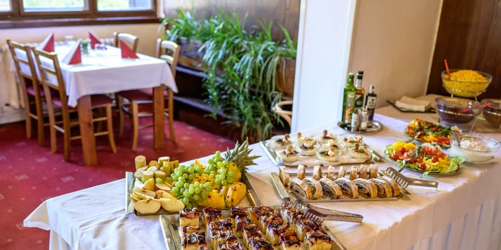 Potěší vás i 10% sleva na konzumaci v restauraci Tanečnica a v tradiční Kolibě U Záryša.