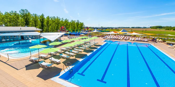 Vstupy na termální koupaliště Nesvady: 2–4 hodiny nebo celý den relaxace