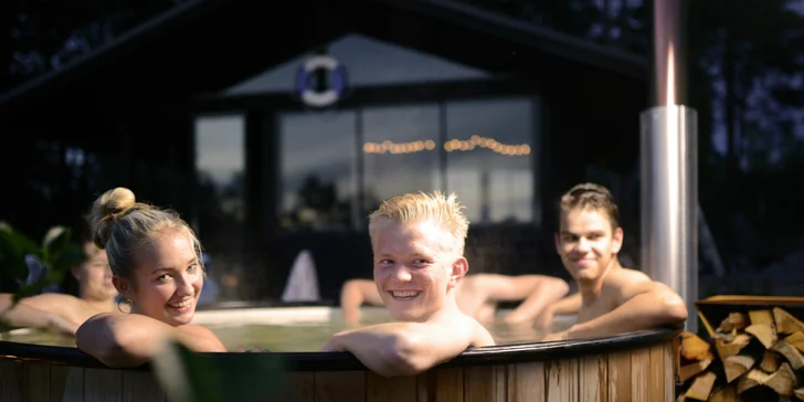 Vonkajšia vírivá kaďa