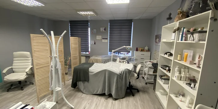 V salonu P.A.M v Litoměřicích vás čeká profesionální pedikúra vhodná pro ženy i muže.