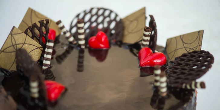 Valentínska čokoládová torta (800 g)